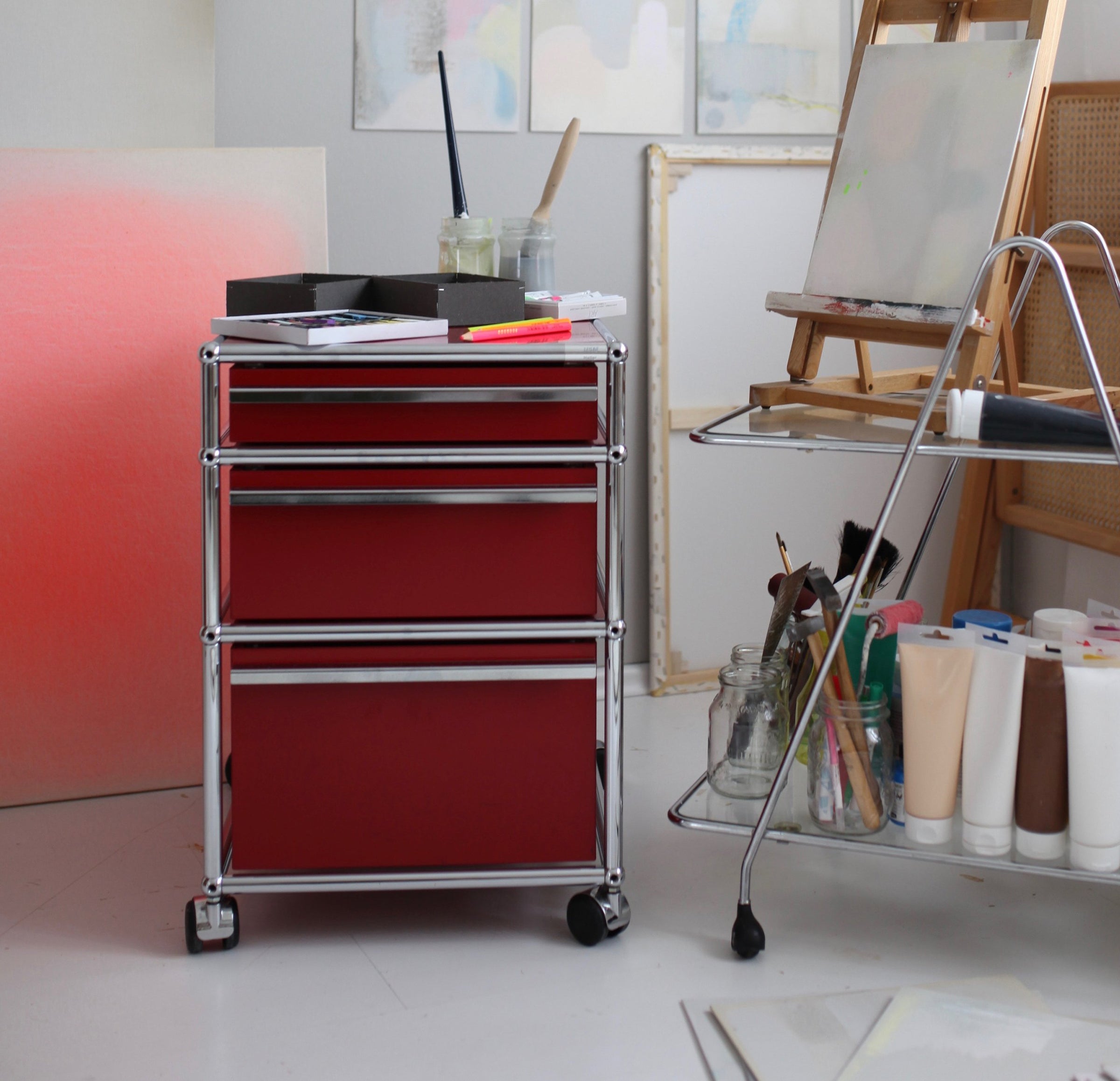 Gebrauchtmöbel Revive Köln,schreibtische, usm haller, büromöbel, bueromoebel, rollcontainer, aktenschrank, büroschränke,büroeinrichtung, usm mini, usm, usm haller sideboard, usm haller gebraucht, empfangstheke, usm möbel, büroausstattungen,