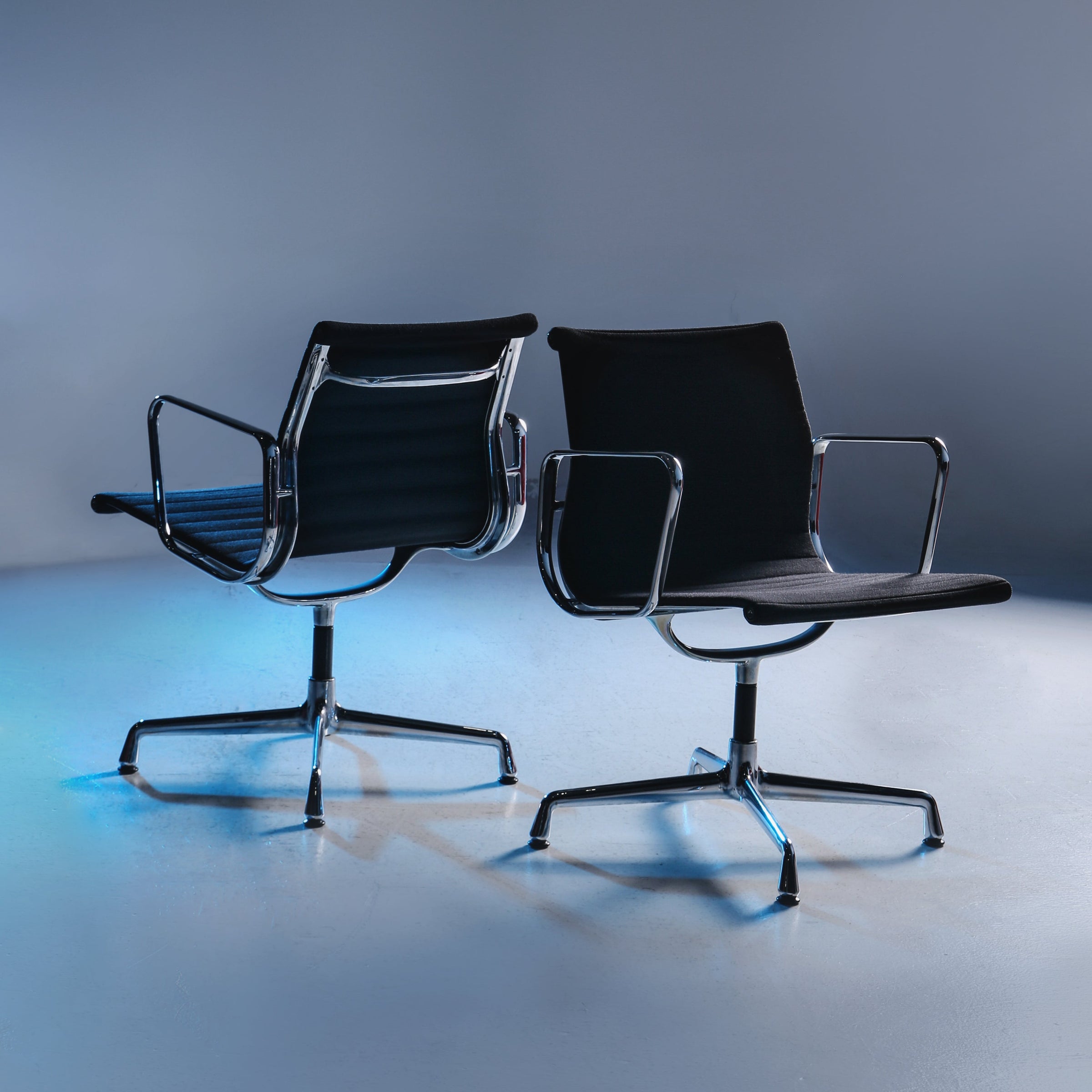 Gebrauchtmöbel, revive köln, vitra stühle, vitra, vitra bürostuhl, vitra sessel, eames chairs vitra, eames stühle, vitra elephant, vitra eames,eames bürostuhl, vitra sofas, vitra möbel, bürostuhl vitra, eames sessel, vitra sessel gebraucht kaufen