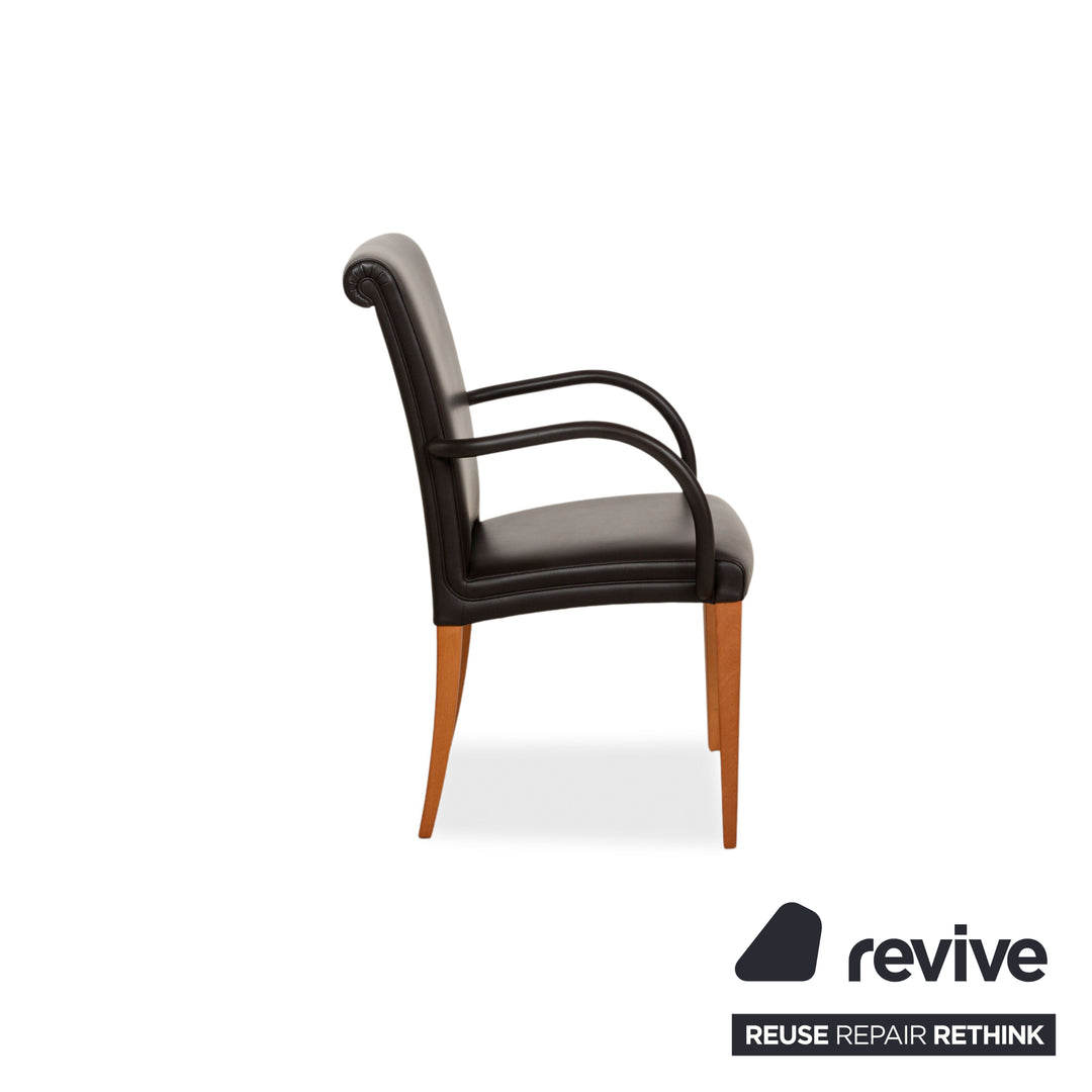 Set of 4 Poltrona Frau leather chairs brown