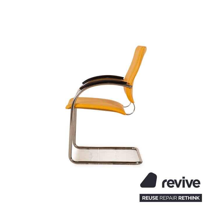Lot de 4 chaises en cuir Thonet S 74 / S74 jaune noir chaises de conférence cantilever vintage