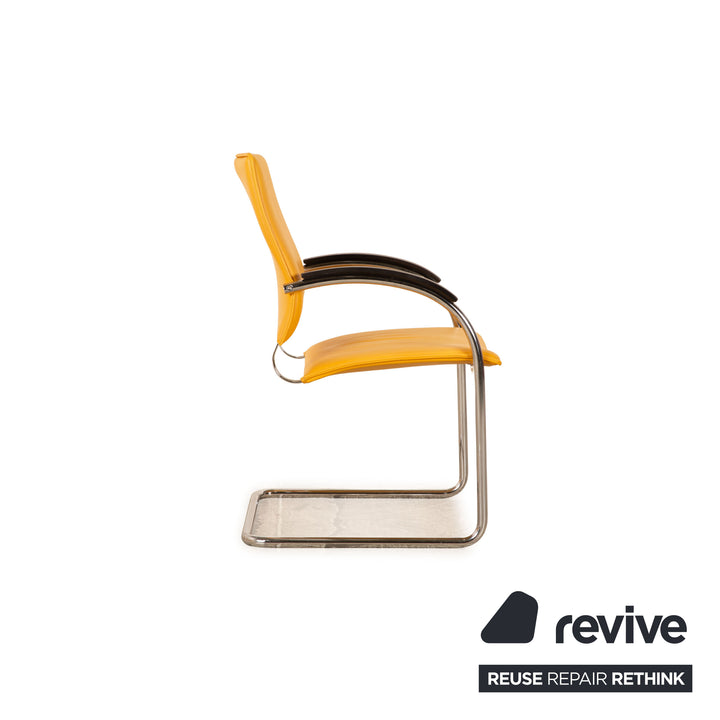 Lot de 4 chaises en cuir Thonet S 74 / S74 jaune noir chaises de conférence cantilever vintage