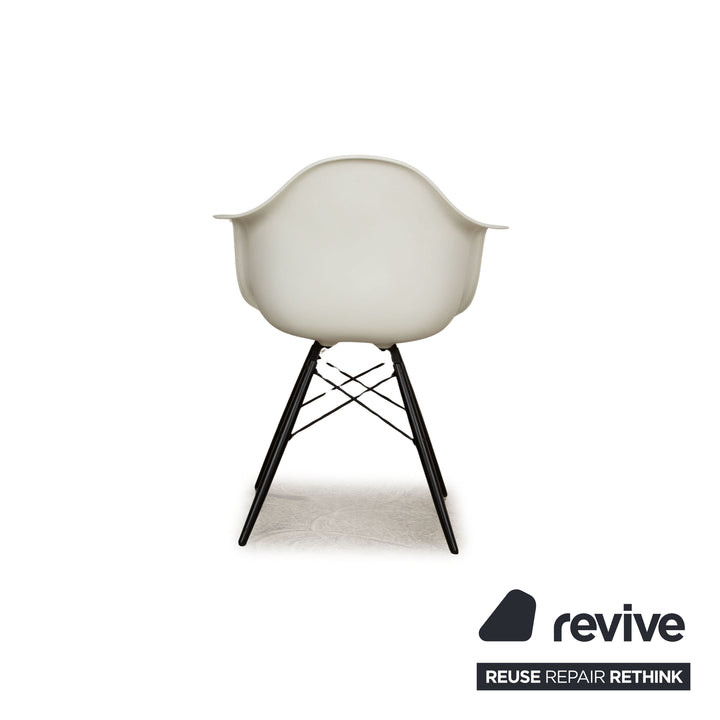 Lot de 4 chaises Vitra DAW DSW DRK-2 en plastique blanc gris jaune
