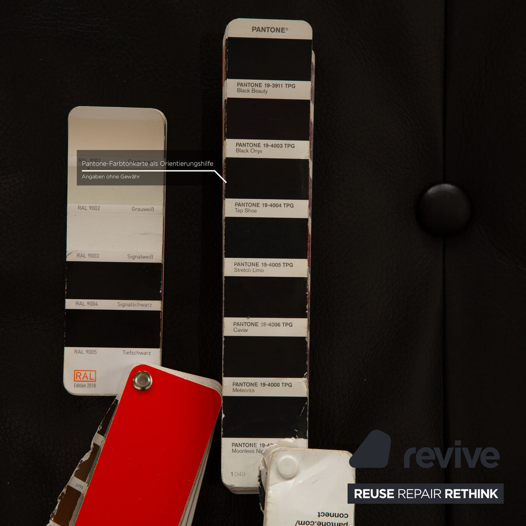 Canapé trois places en cuir noir Bretz Moon