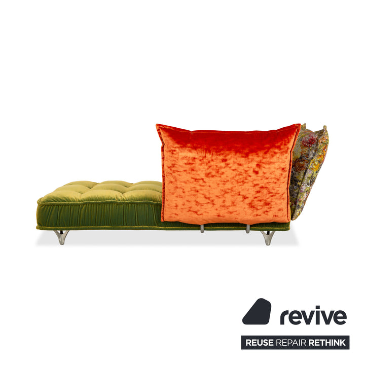 Bretz Ohlinda Stoff Liege Grün midsummer oliv bunt Blumenmuster Muster Samt Daybed