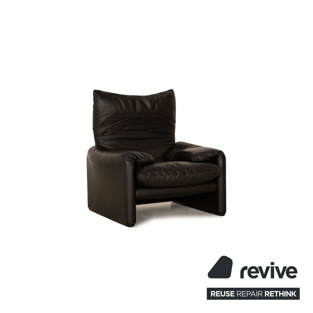 Cassina Maralunga ensemble canapé en cuir noir 2x fauteuil deux places fonction manuelle