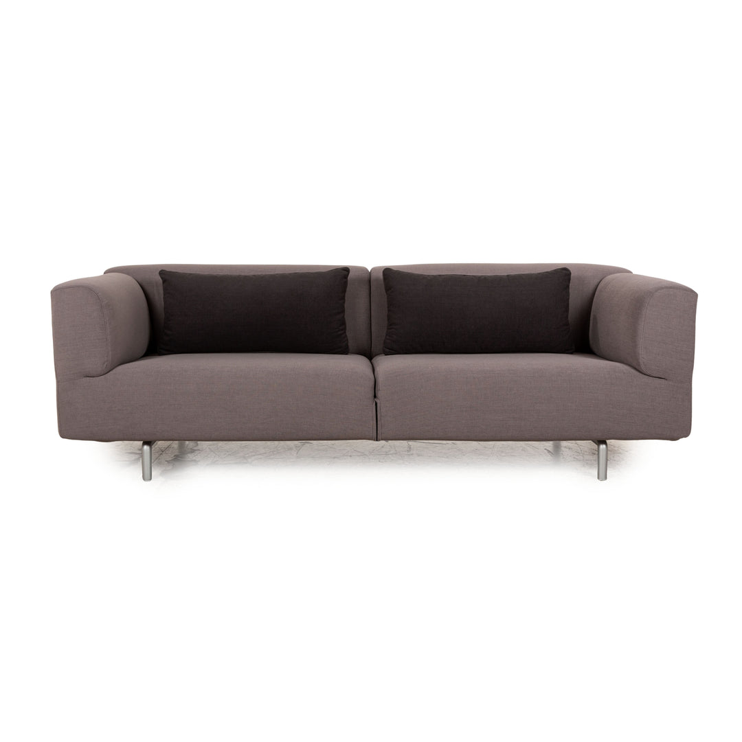 Canapé trois places en tissu gris Cassina Met 250, retapissé