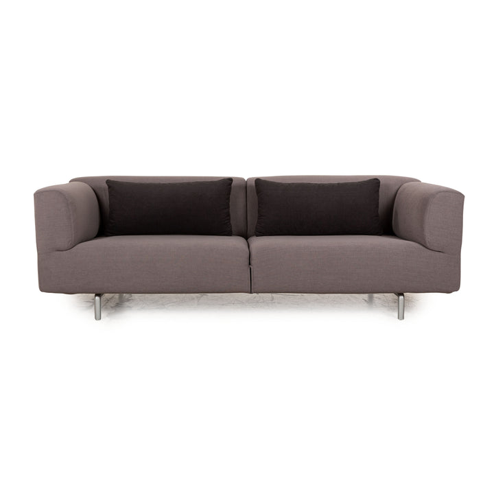Canapé trois places en tissu gris Cassina Met 250, retapissé