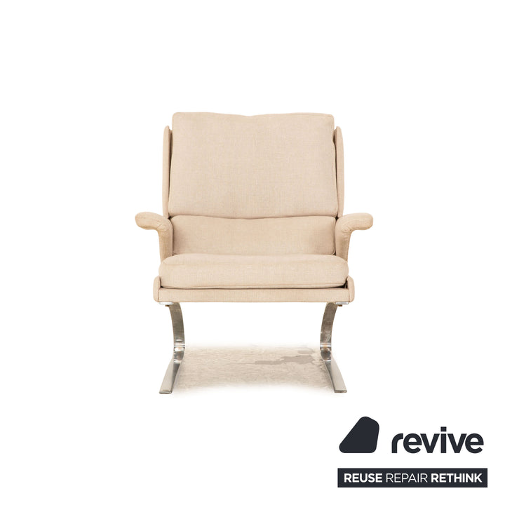 Fauteuil Cor Swing en tissu crème
