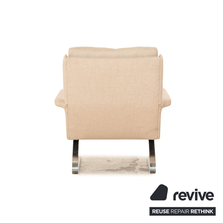 Fauteuil Cor Swing en tissu crème