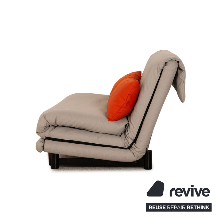 ligne roset Canapé-lit Multy en tissu trois places gris orange cadre de canapé noir housse neuve