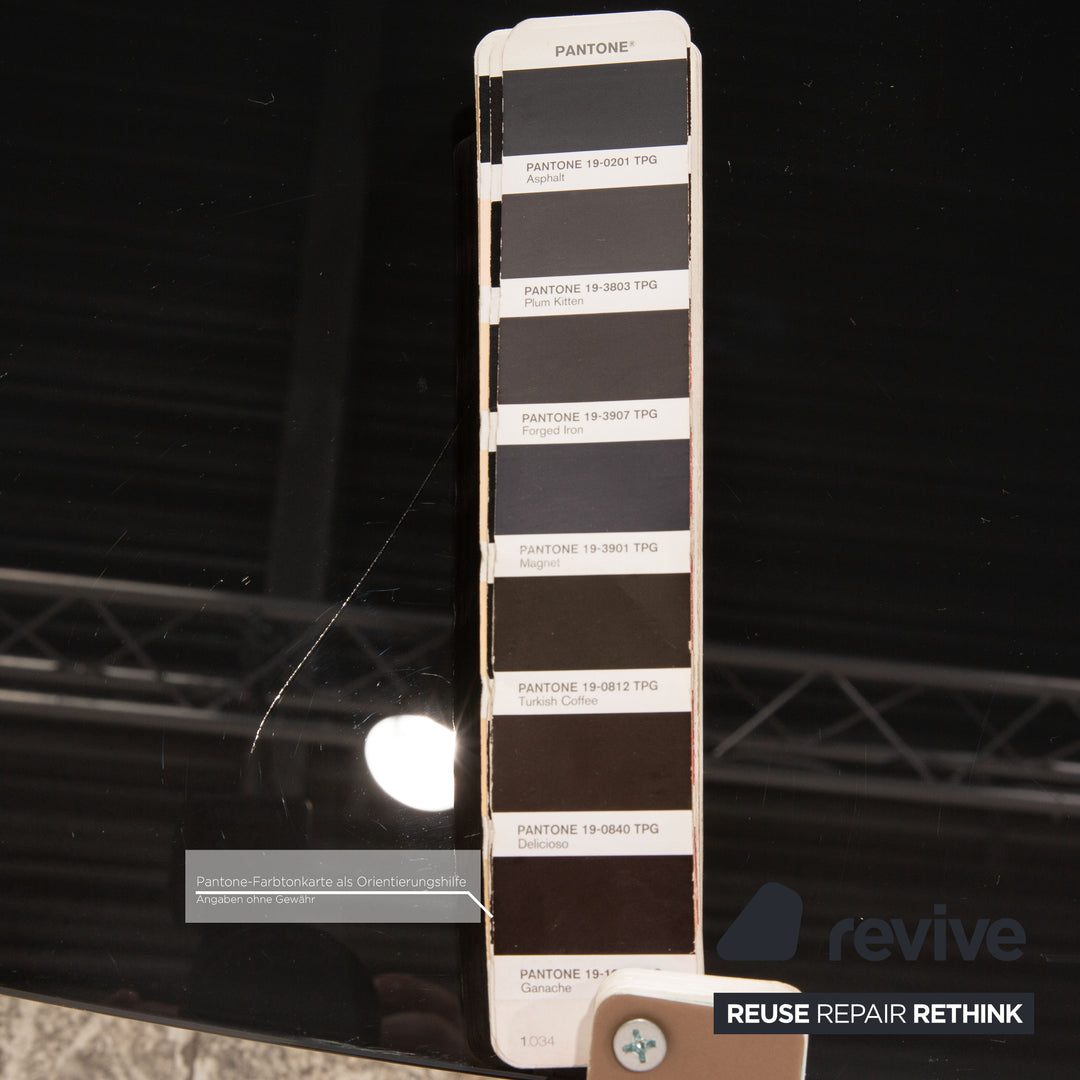 Matteo Grassi Glass Table Black dining table