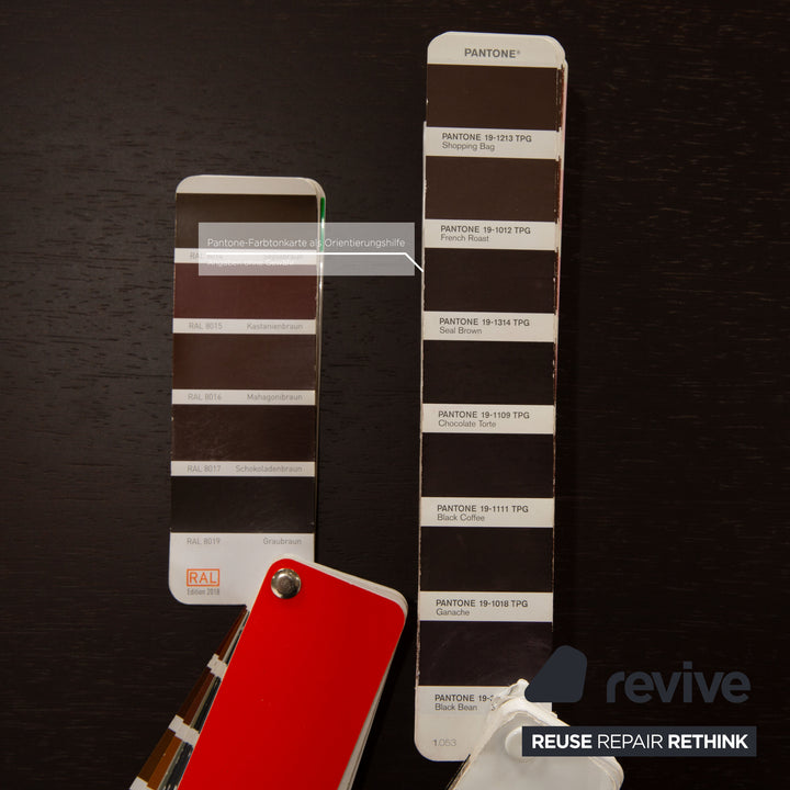 Molteni Globo wooden dining table brown extendable function