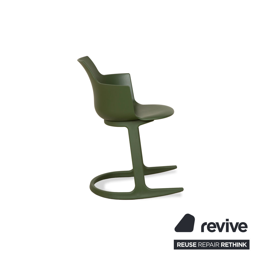 Chaise à bascule Varier Social Tilt en plastique vert par Snøhetta