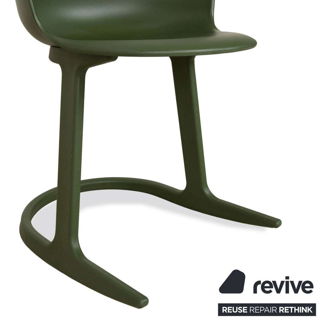 Chaise à bascule Varier Social Tilt en plastique vert par Snøhetta