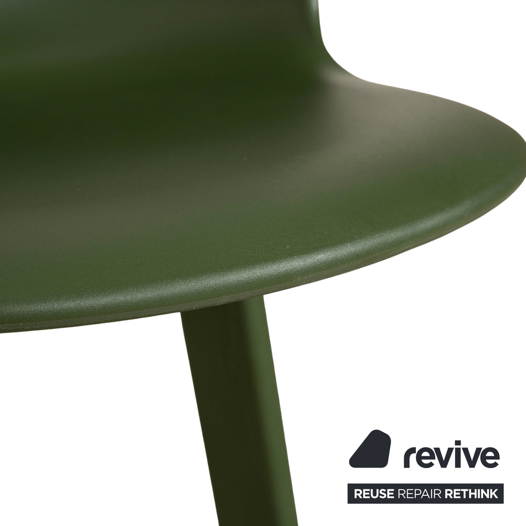 Chaise à bascule Varier Social Tilt en plastique vert par Snøhetta