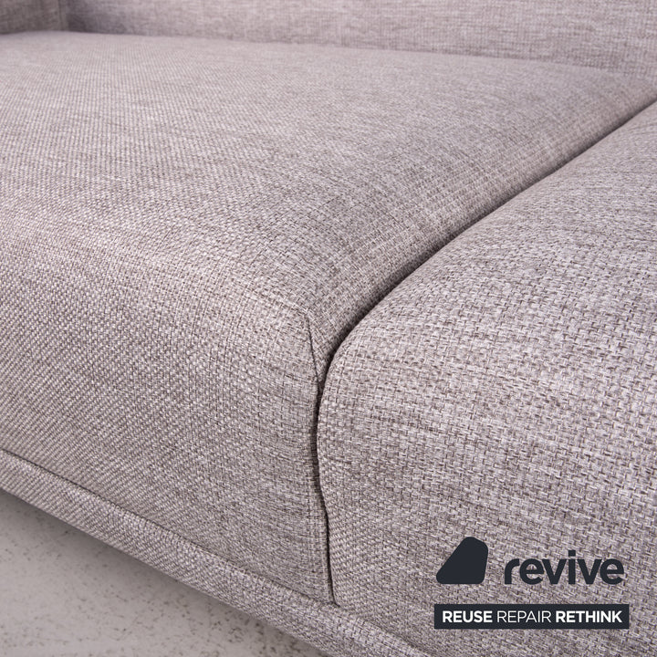 Bolia Caisa Stoff Sofa Grau Hellgrau Dreisitzer Couch