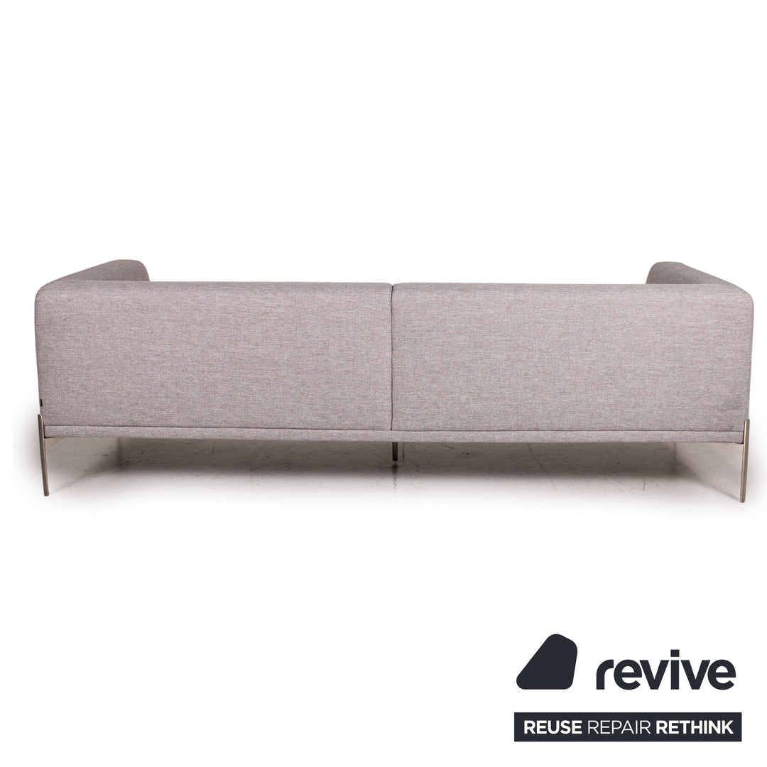 Bolia Caisa Stoff Sofa Grau Hellgrau Dreisitzer Couch