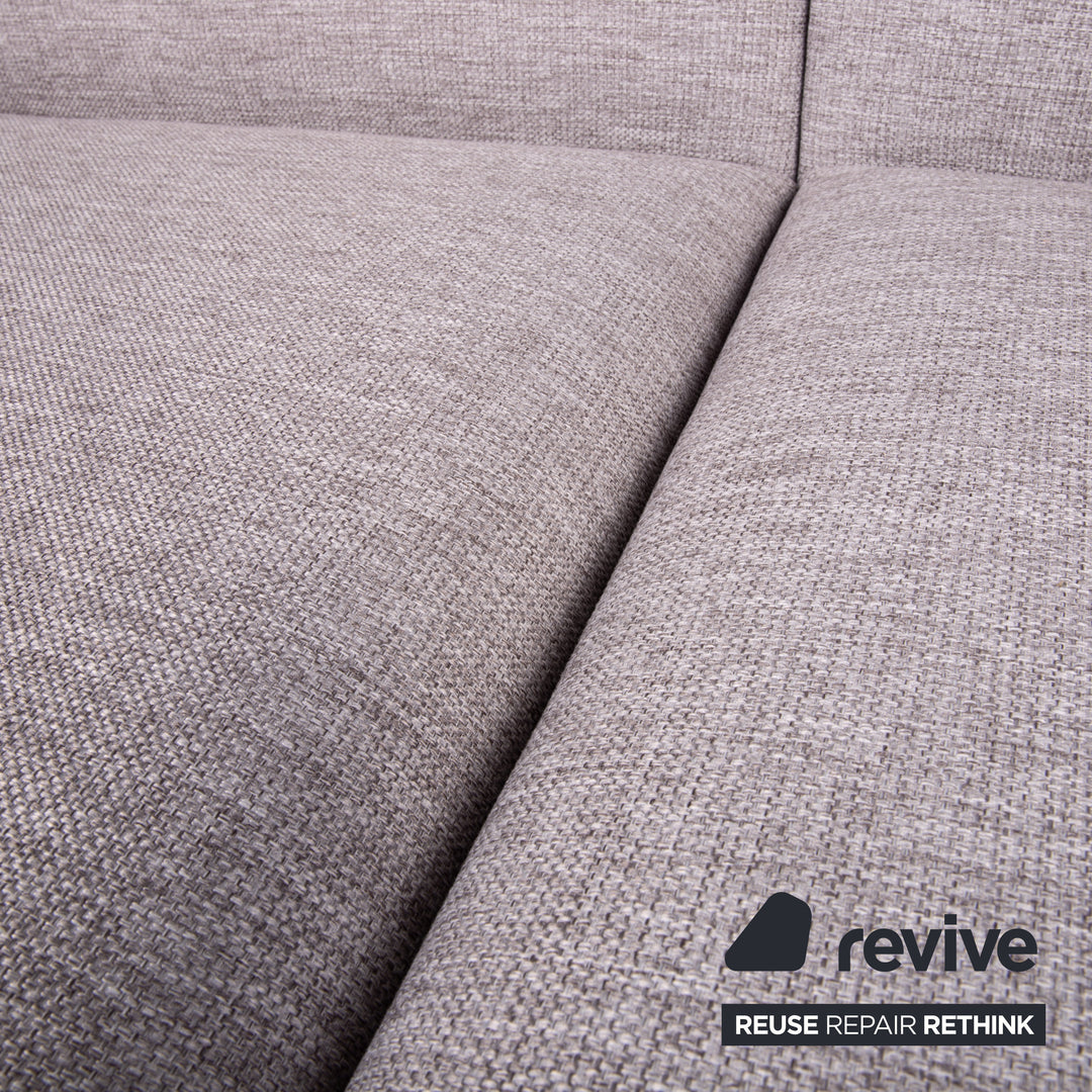Bolia Caisa Stoff Sofa Grau Hellgrau Dreisitzer Couch