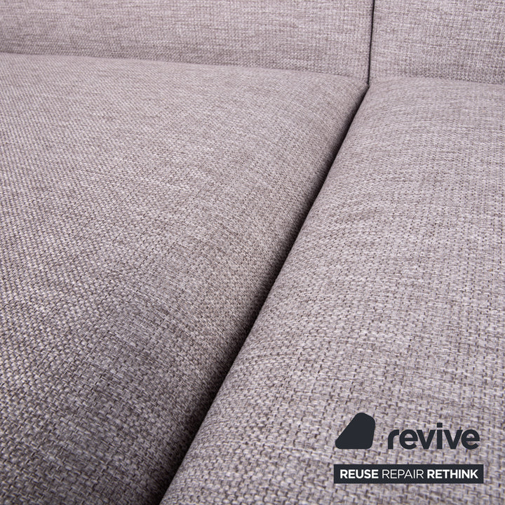 Bolia Caisa Stoff Sofa Grau Hellgrau Dreisitzer Couch