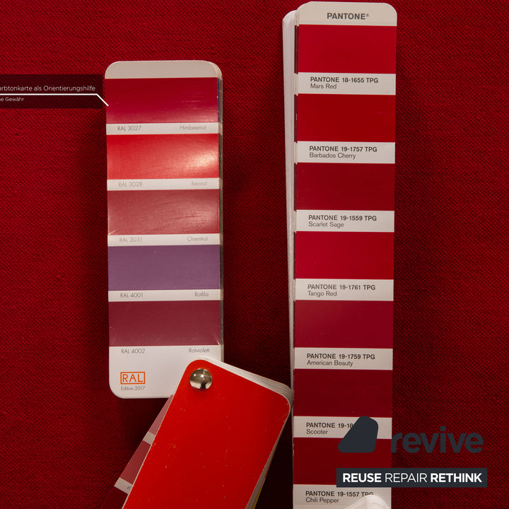 Bretz Gaudi Samt Sofa Rot Dreisitzer Couch Recamière