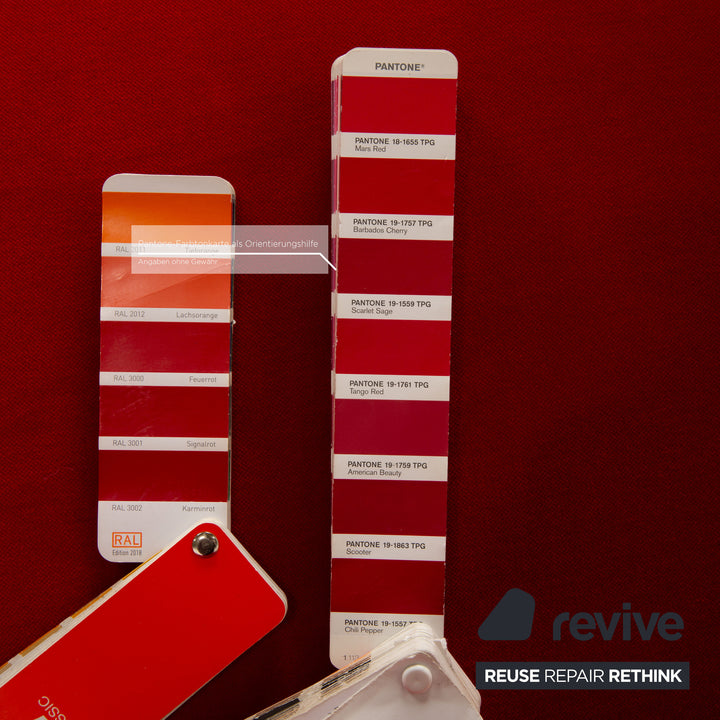 Bretz Gaudi Samt Sofa Rot Dreisitzer Couch Recamière