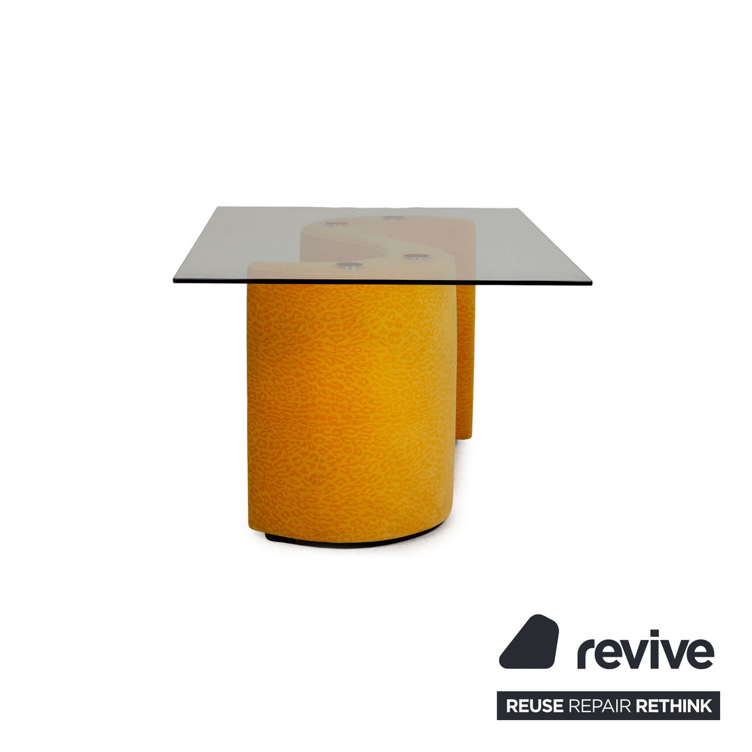 Bretz glass dining table yellow