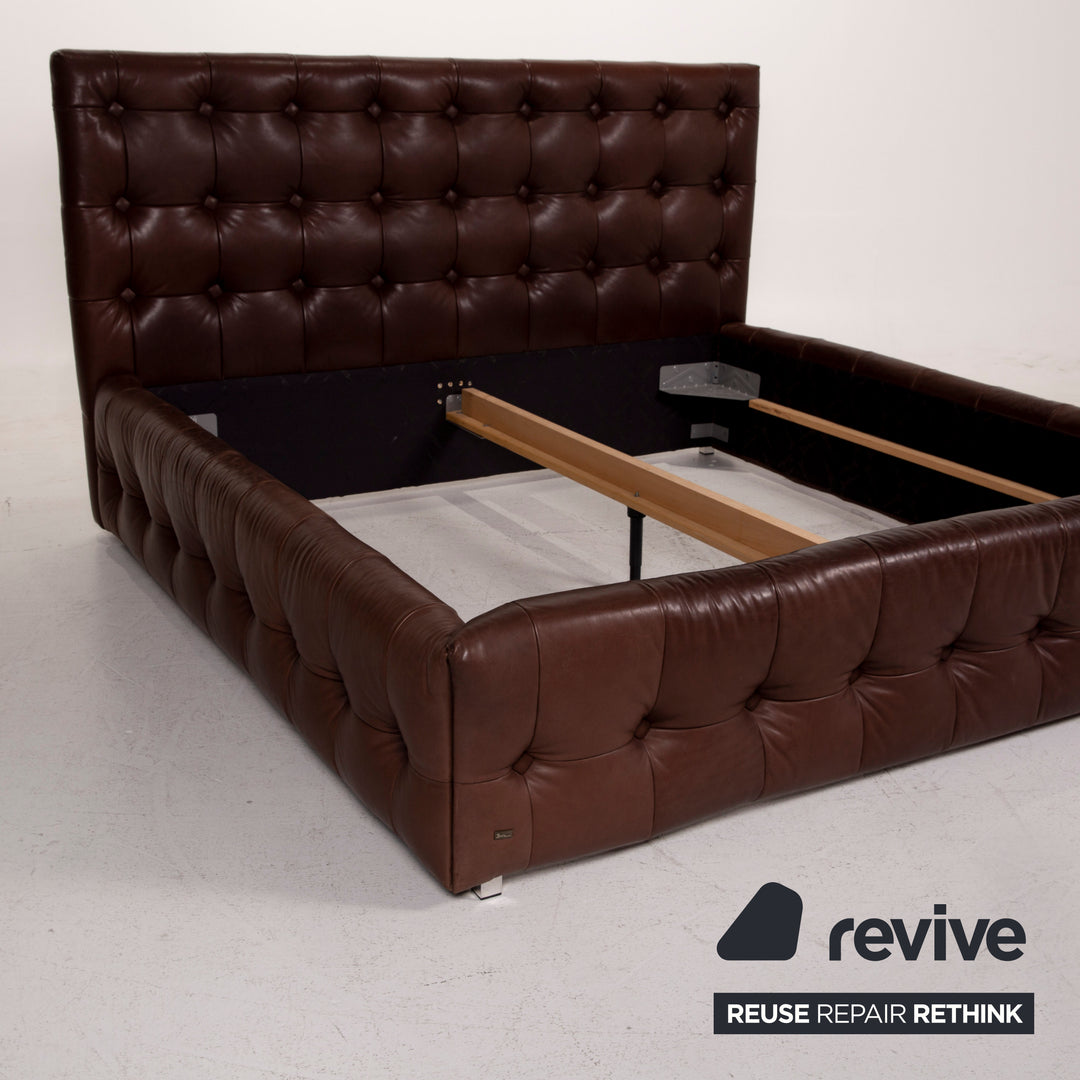 Bretz Chesterfield Leder Bett Braun 200cm x 200cm inkl. Truhen #14987