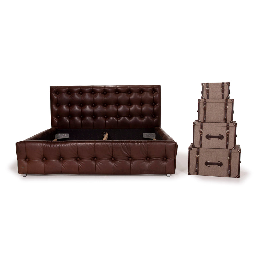 Bretz Chesterfield Leder Bett Braun 200cm x 200cm inkl. Truhen #14987
