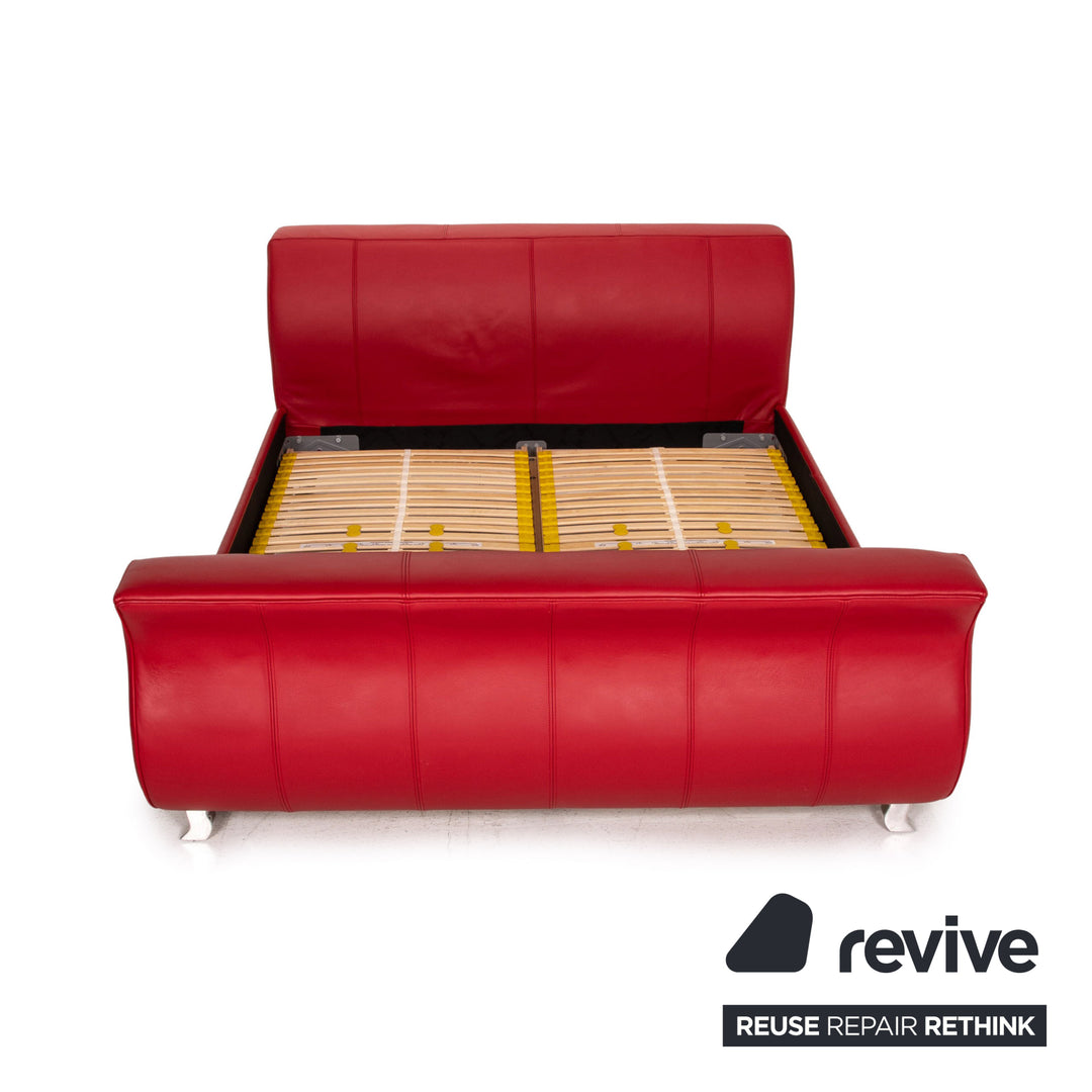 Lit double Bretz Moon cuir rouge lit 160x200cm
