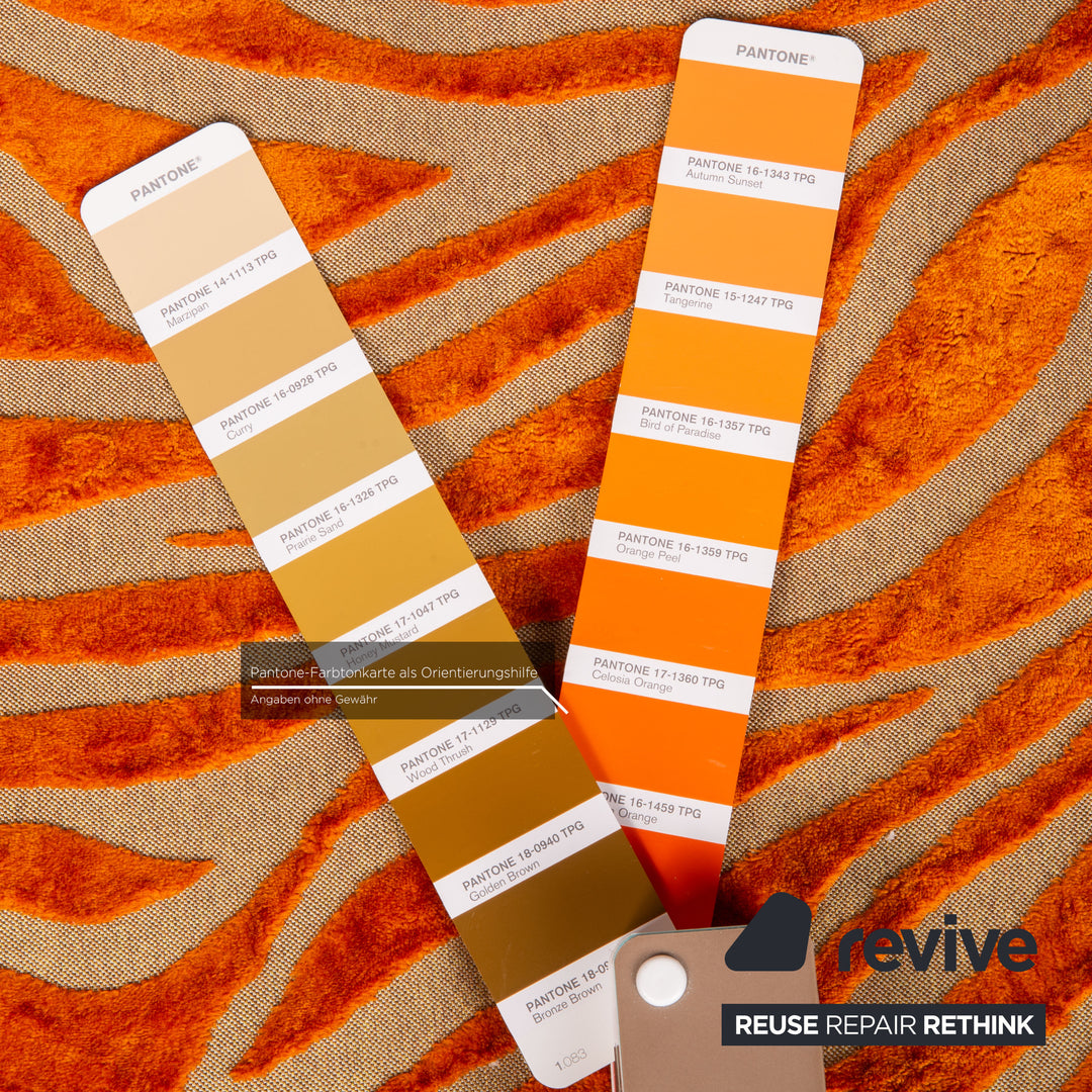 Canapé en tissu Bretz Slow Rider orange, motif de canapé quatre places