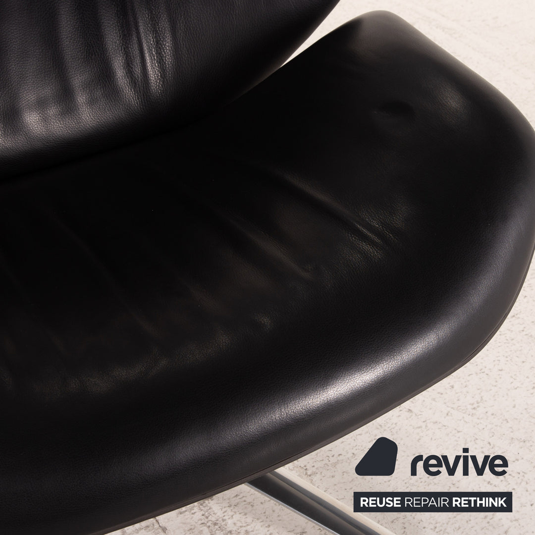 Cor Shrimp Leather Armchair Black incl. footstool