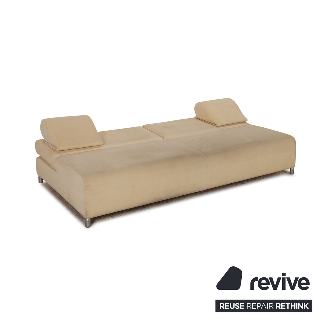 Caractéristique du canapé crème quatre places en tissu Cor