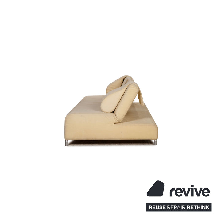 Caractéristique du canapé crème quatre places en tissu Cor