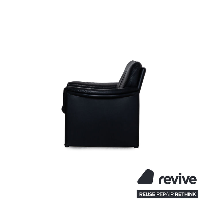 Cor Zento Leder Sessel Dunkelblau