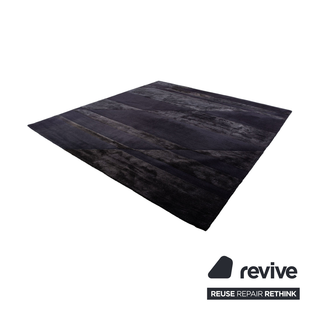Minotti Fluxus fabric rug dark blue pattern