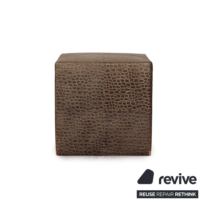 Minotti Suitcase line leather stool cream