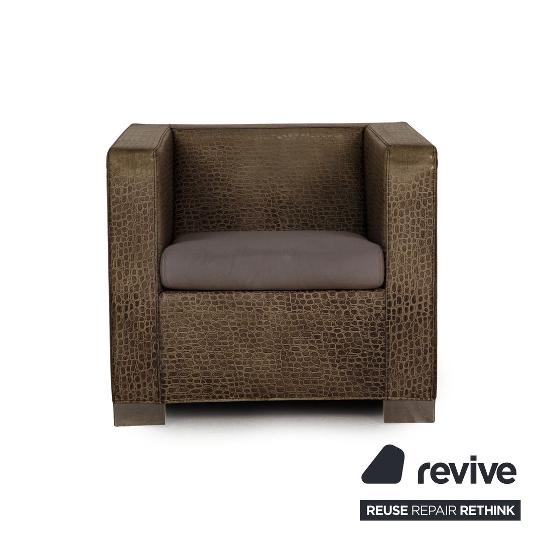 Minotti Suitcase line leather armchair cream