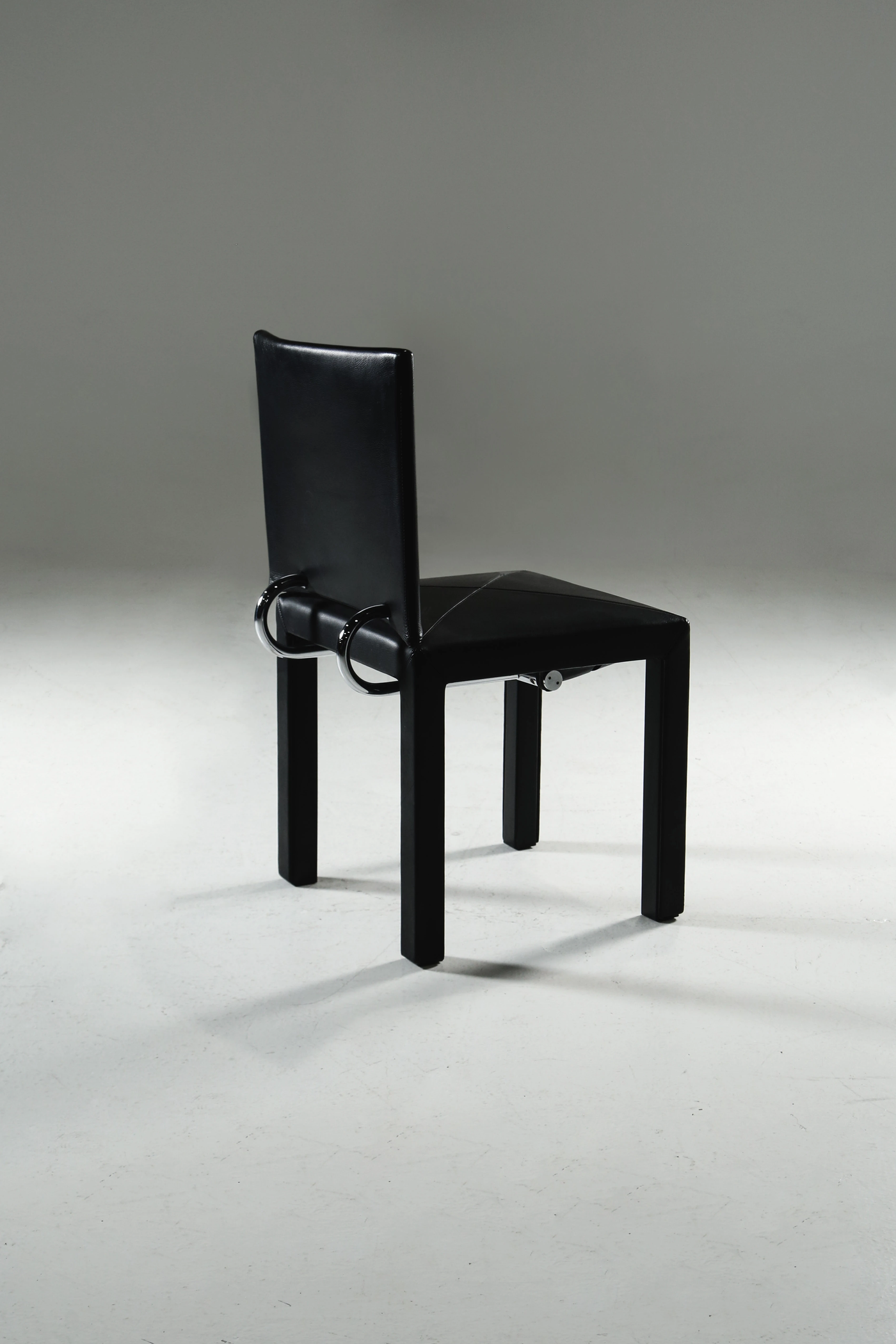 Gebrauchtmöbel, Revive in Köln, b&b italia, b b italia, b&b sofas, b&b italia husk, b&b italia couchtisch, b&b italia ausstellungsstück, b&b charles, b&b italia esstisch,möbel kauf, möbel online kaufen, second hand möbel, möbel online shop