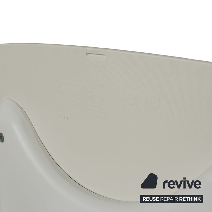 Ensemble de 10 chaises Andreu World en plastique blanc crème avec fonction manuelle