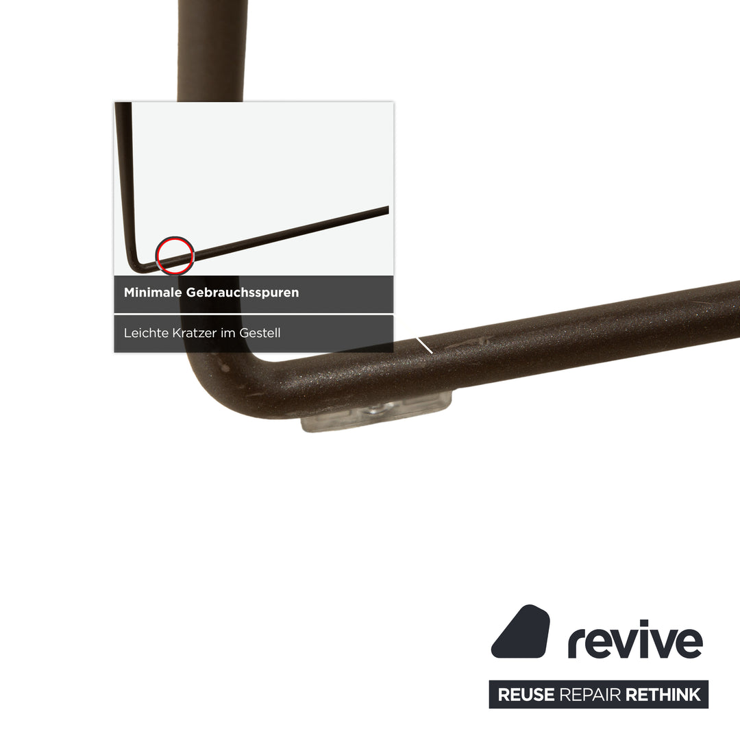 Ensemble de 4 chaises en métal Andreu World Trenza, brun anthracite, avec accoudoirs