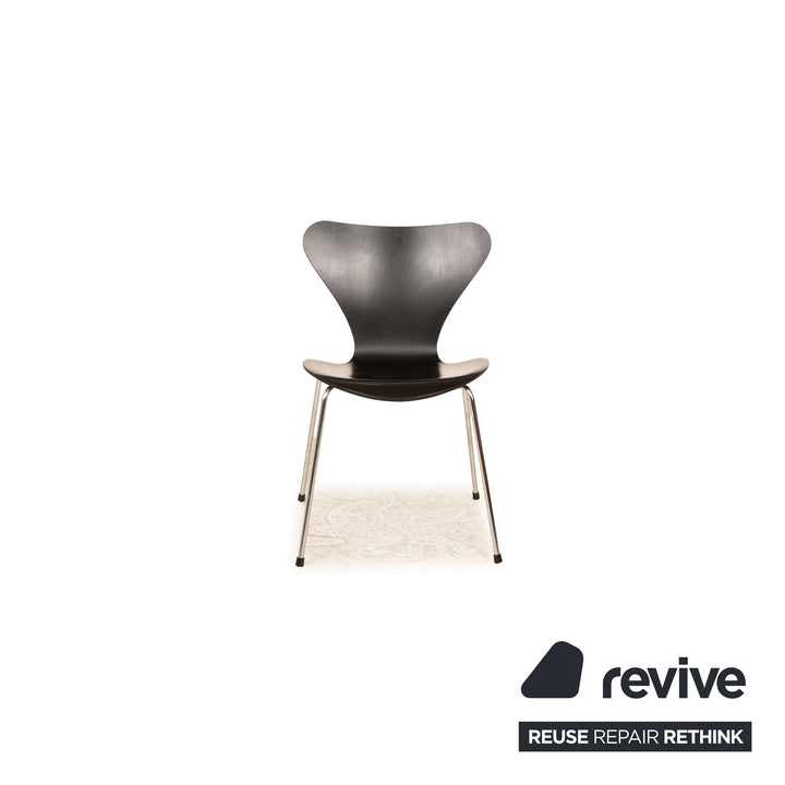Lot de 4 chaises en bois Fritz Hansen série 7 noir