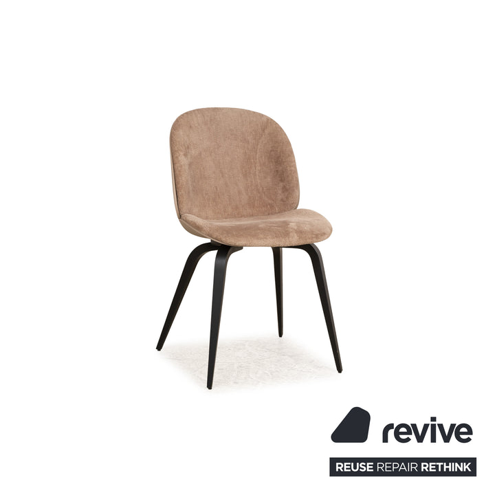 Lot de 4 Gubi Beetle Chair BAT tissu marron gris beige