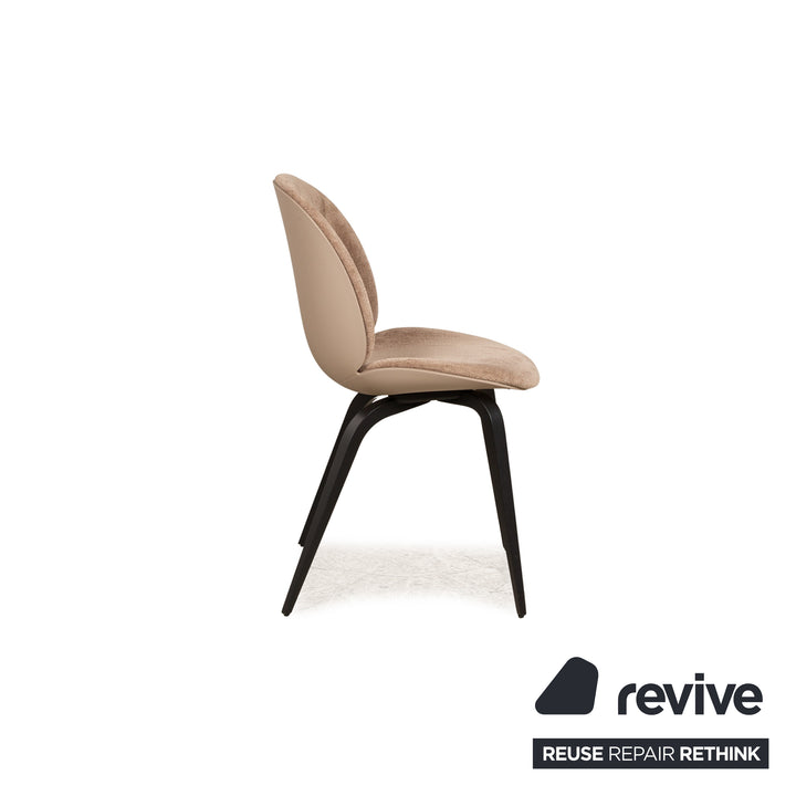 Lot de 4 Gubi Beetle Chair BAT tissu marron gris beige