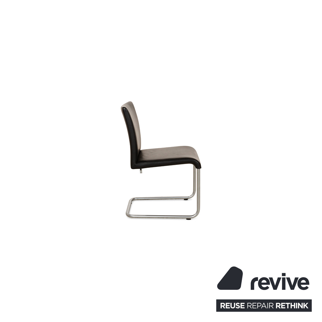 Lot de 4 chaises cantilever Hülsta D2 en cuir noir