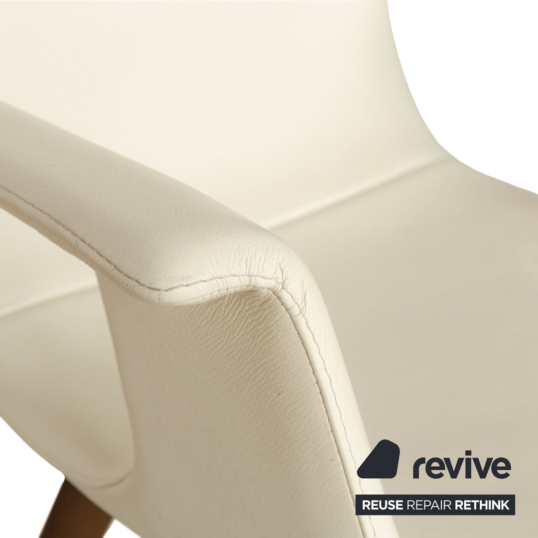 Set of 4 Hülsta D27 leather chairs cream