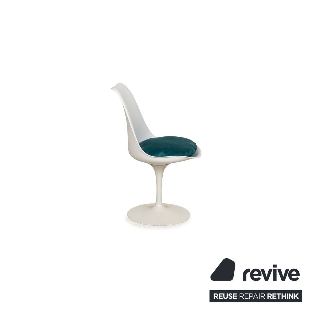 Set of 4 Knoll International Saarinen Tulip Plastic Chairs White Original from 1961