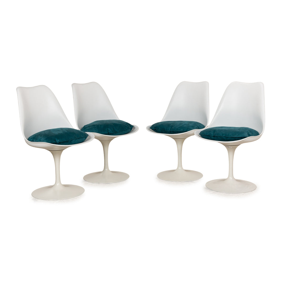 Set of 4 Knoll International Saarinen Tulip Plastic Chairs White Original from 1961