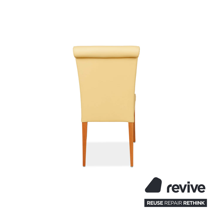 Set of 4 Poltrona Frau leather chairs cream dining room