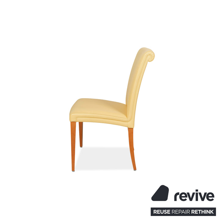 Set of 4 Poltrona Frau leather chairs cream dining room