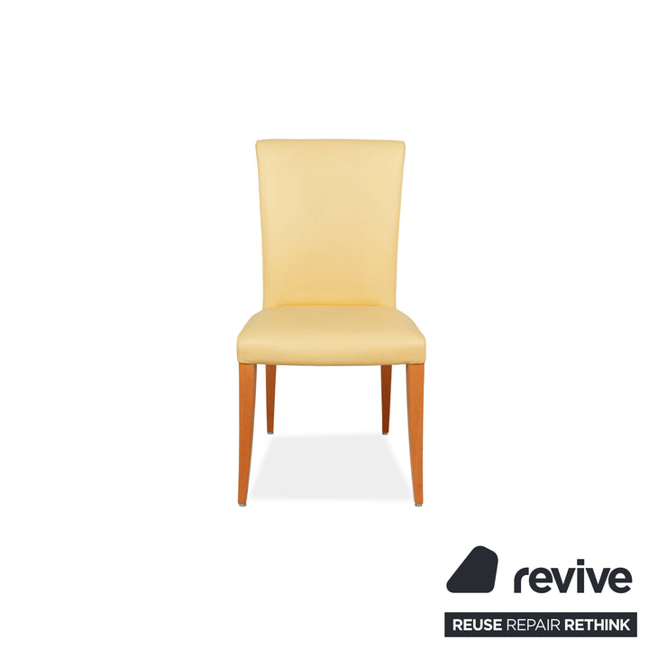 Set of 4 Poltrona Frau leather chairs cream dining room